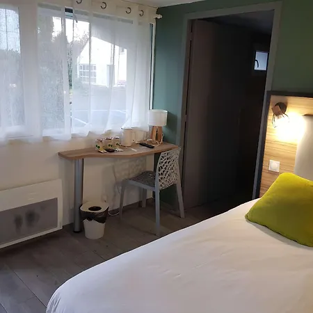 Hotel Campanile 3*