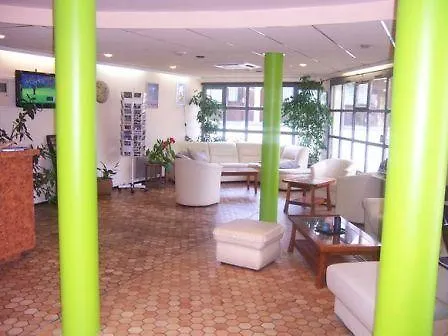 Hotel Campanile 3*