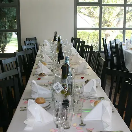 Hotel Restaurante Campanile De Saumur